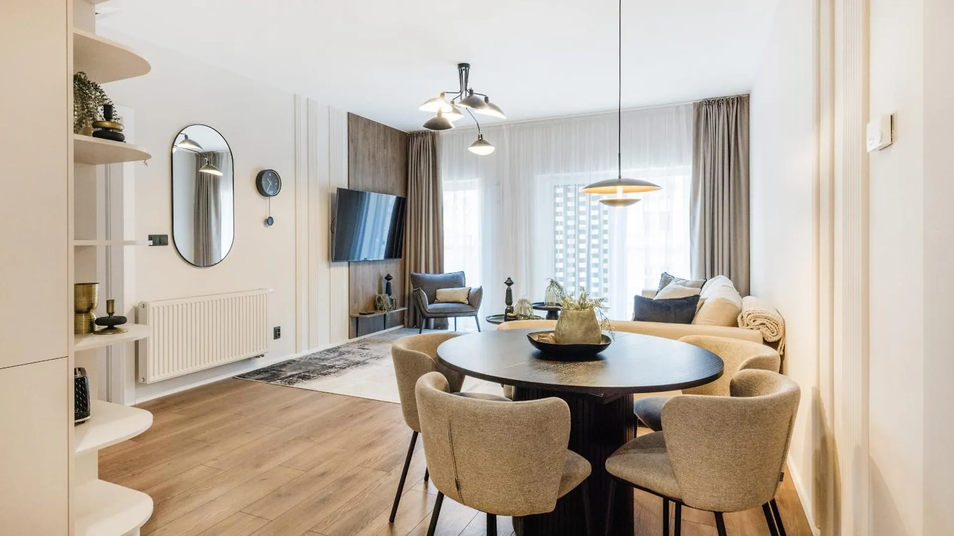 Sleek Premium Apartment With Parking Budapest
